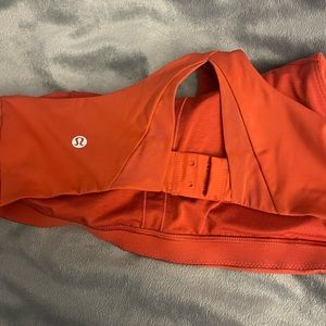 Lululemon sport’s bra in orange
